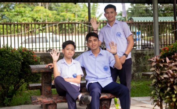 Junior High School 8 image